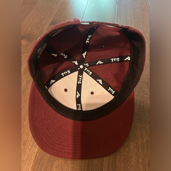 Philadelphia Phillies Retro Throwback Logo Maroon Snapback Hat Cap. - Picture 4 of 4